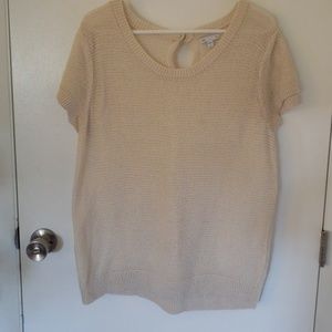 Short sleeve sweater
